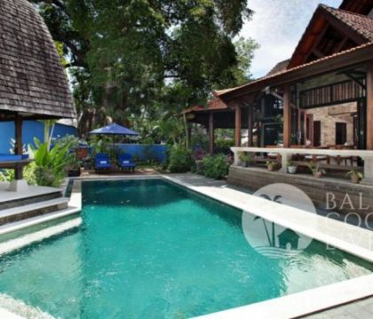 Little Wood Villa