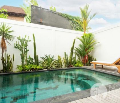 Villa Adena 2