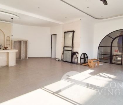 Villa Monday 1