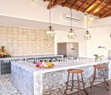 Villa Freesia