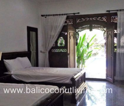 Villa Kiss 1