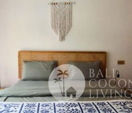 Aurelia Apartment