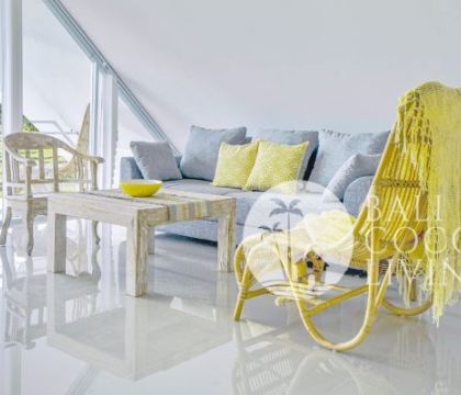 Snow White Apartment