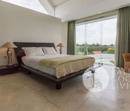 Villa Pine Tree