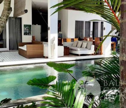Villa Lexus