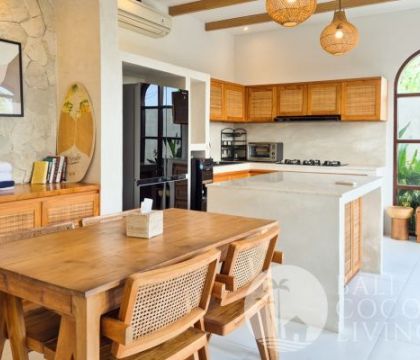 Villa Adat 2