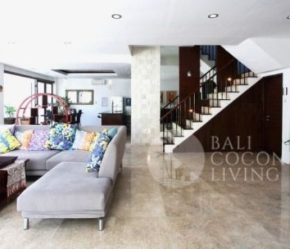 Villa Warna