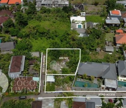 6 Are land, For sale