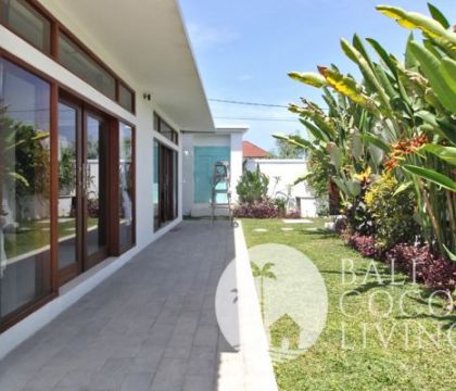 Villa Vina 2