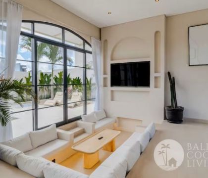 Lunara Villa