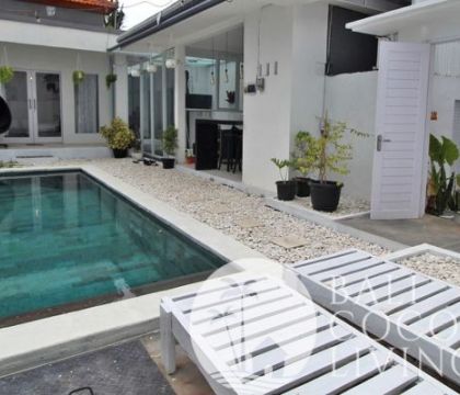 Villa Stone Yard