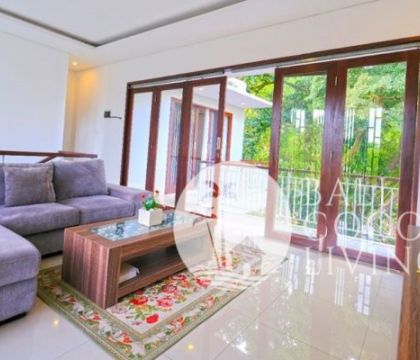Omnia Villa