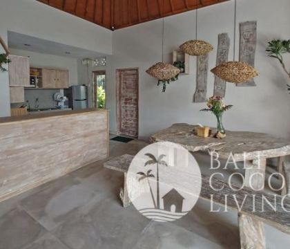 Villa Naira