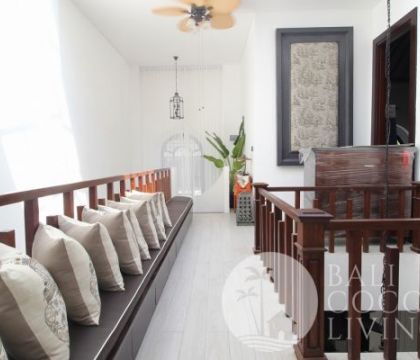 Villa Oval 3