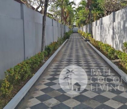 25 Are land, For rent