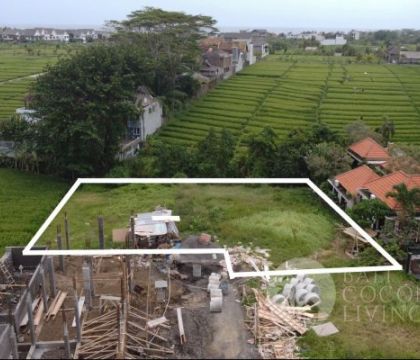 9,40 Are, Land for sale