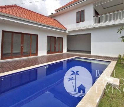 Villa Dolphin