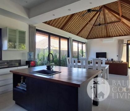 Villa Buttercup