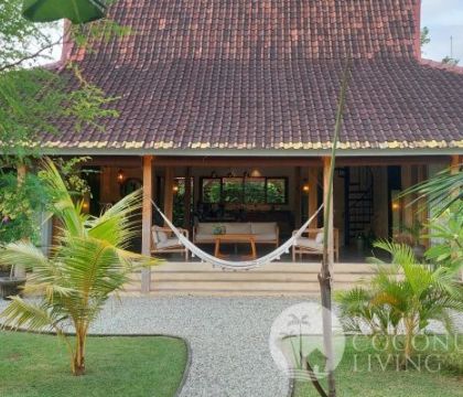 The Grove Villa 1