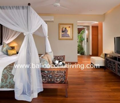 Villa Tepi Pantai