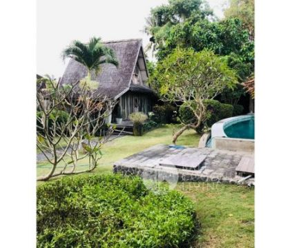 10,25 Are, land for sale