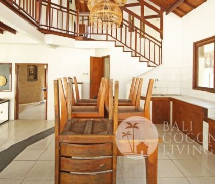 Rumah Kayu Bunga