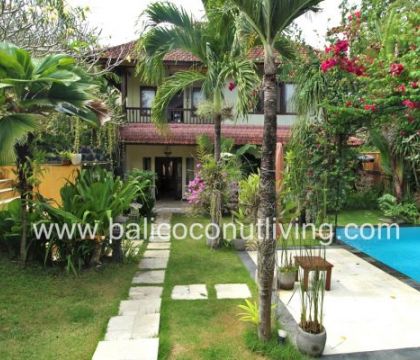 Villa Arowana