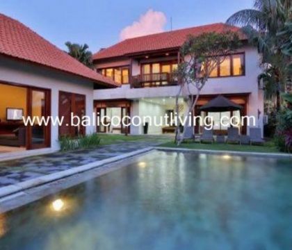 Villa Love