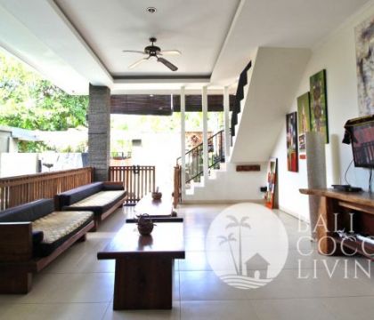 Villa Tambourine
