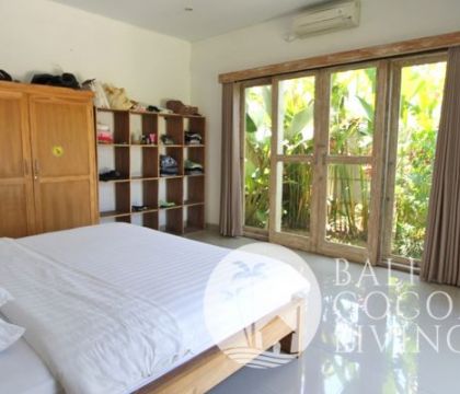 villa tengah 2