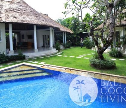 Villa Dakota