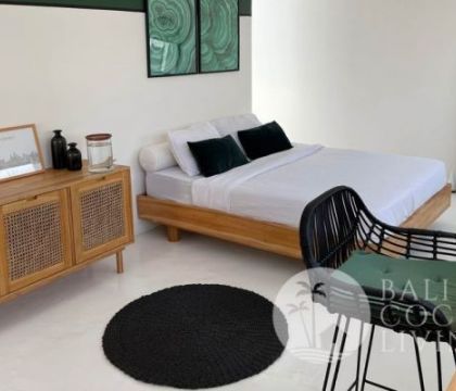 Macadamia House