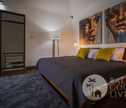The Holiday Villa