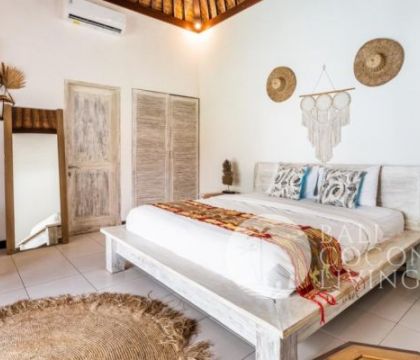 Villa Ash