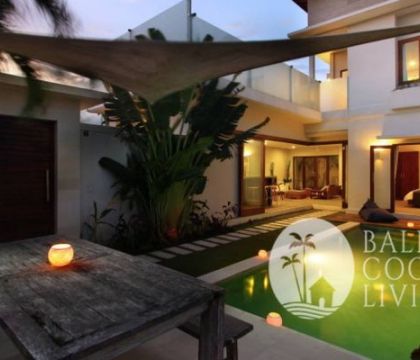 Villa Lebah
