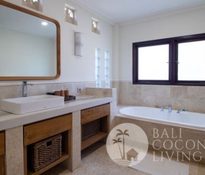 Villa Malini Tumbak Bayuh 2