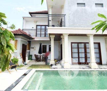 Villa Aqui
