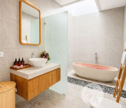 Villa Kisah Modern D