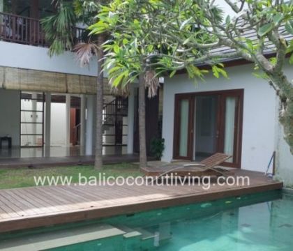 Villa Tepi Sawah