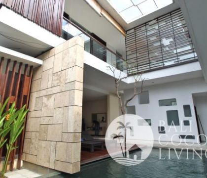 Villa Bentley