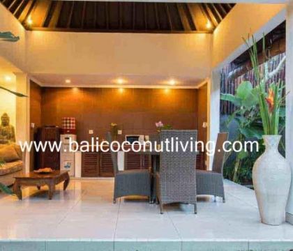 Villa Water Lily