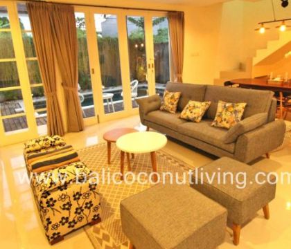 Villa Almond
