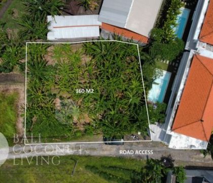 3,6 Are Land For Sale