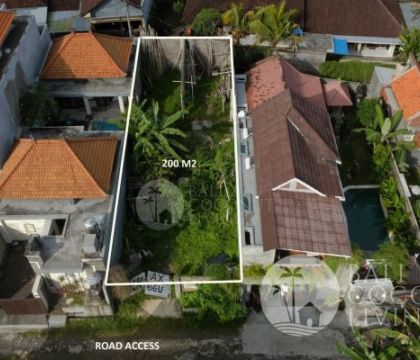 For lease, 2 Are land