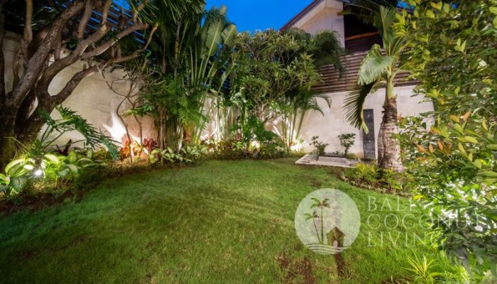 Villa Ahava Slider