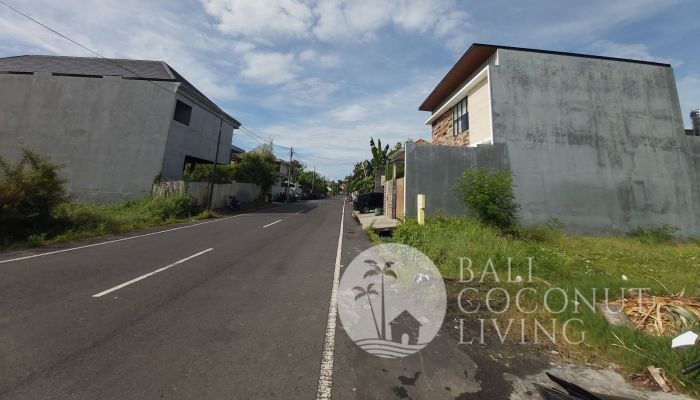 4,7 Are, Land for sale Slider