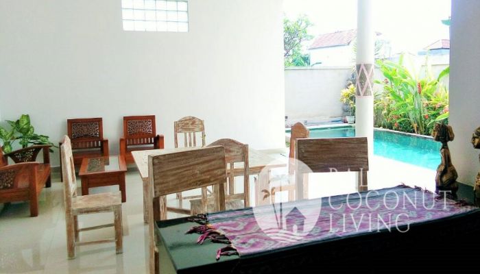 Villa Pineapple Slider