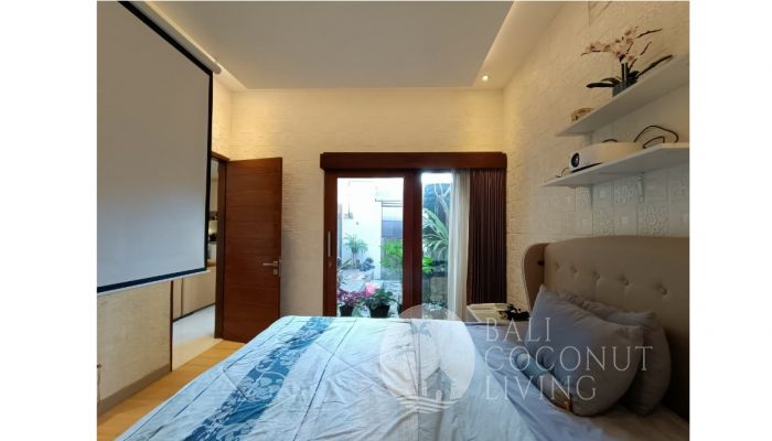 Rumah Cooper Slider