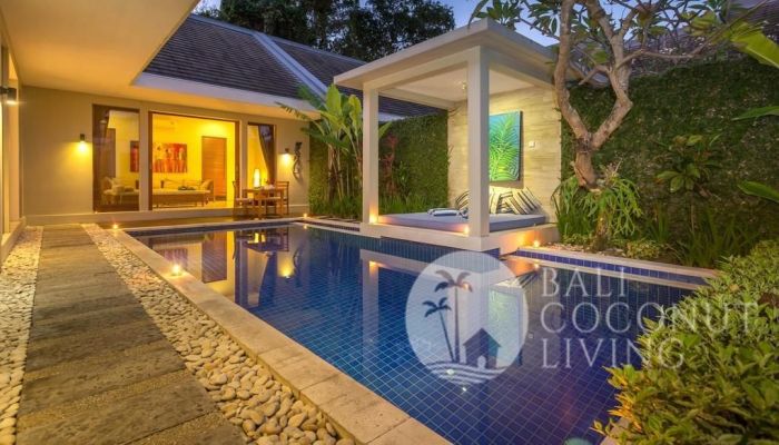 Villa Rome Slider