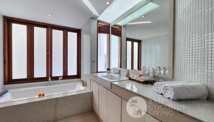 Villa Akasia Slider